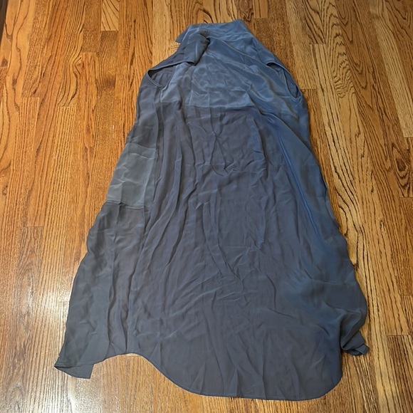 T by Alexander Wang Woman’s Grey Silk Button Down Size S - Picture 4 of 5